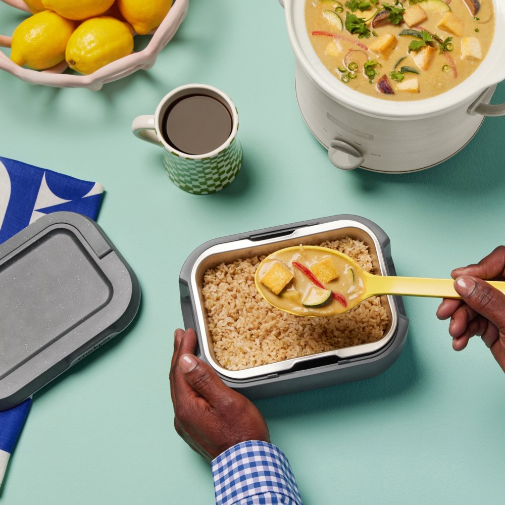 crock-pot-go-portable-food-warmer-electric-lunch-box-with-detachable-cord-m9 DC-39029-Crockpot_CPGO-ATF05-nogfx