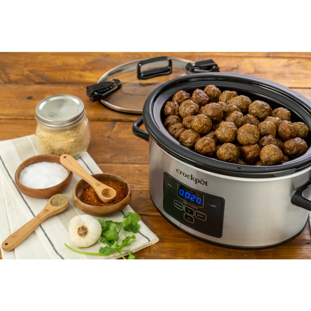 crock-pot-programmable-4-quart-cook-and-carry-slow-cooker-stainless-steel-l1 crockpot_shot_9_CPSCVC40LL-S copy